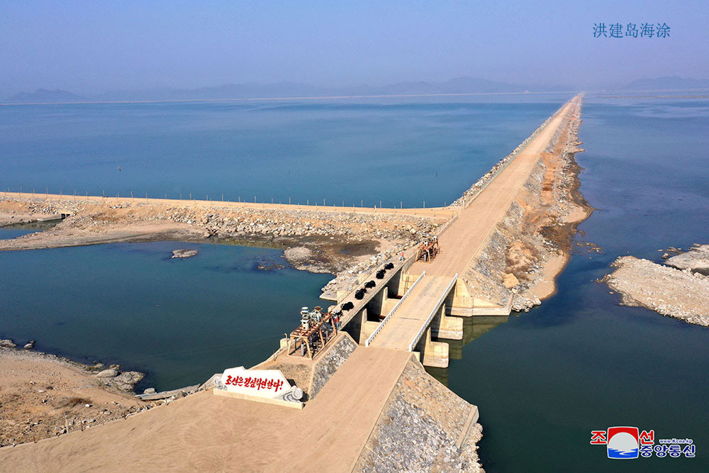 在西海地区建起的海涂