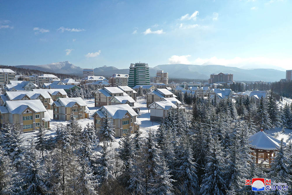 Cultured Mountainous City Samjiyon(1)