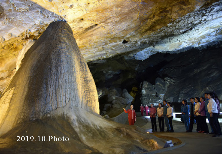 Ryongmun Cavern, an Underground Scenic Beauty