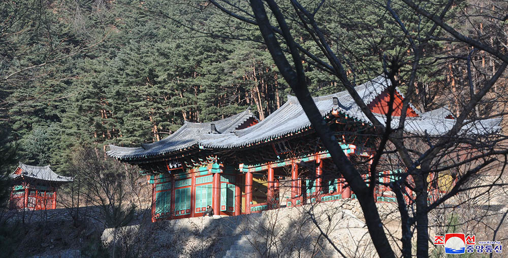 朝鲜复原中世纪时期著名的建筑遗产——释王寺
