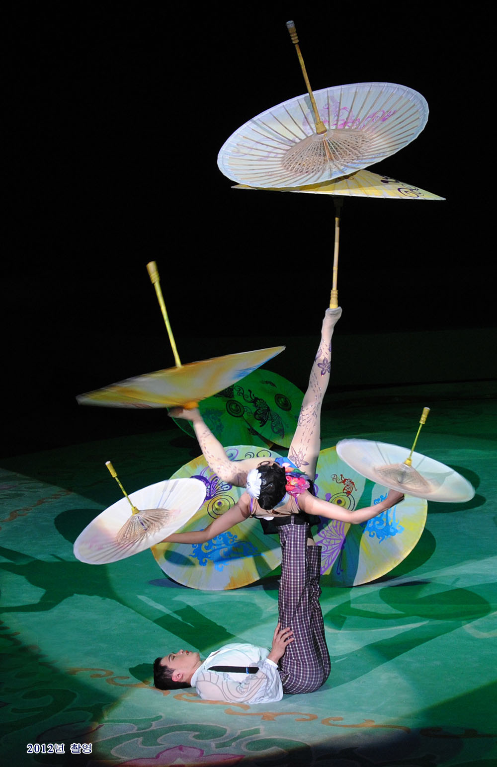 국제적인 예술축전《4월의 봄 친선예술축전》(2)