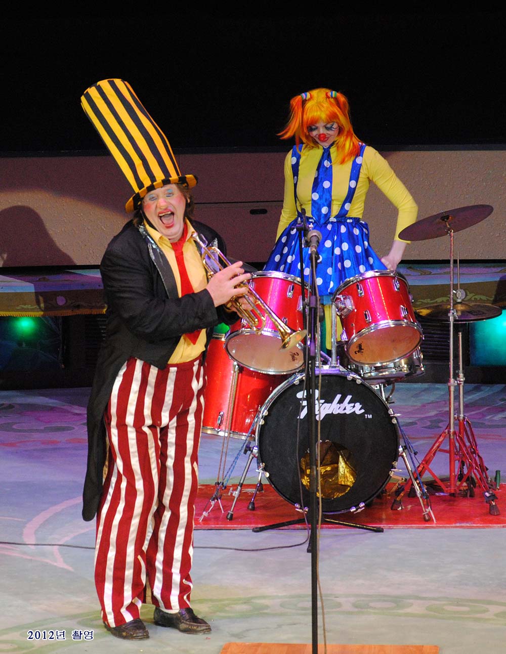 국제적인 예술축전《4월의 봄 친선예술축전》(2)