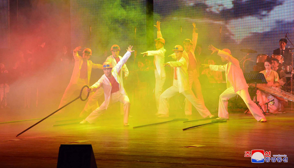 Efectuadas funciones del Ⅶ Festival Artístico del Pueblo Abril en Primavera