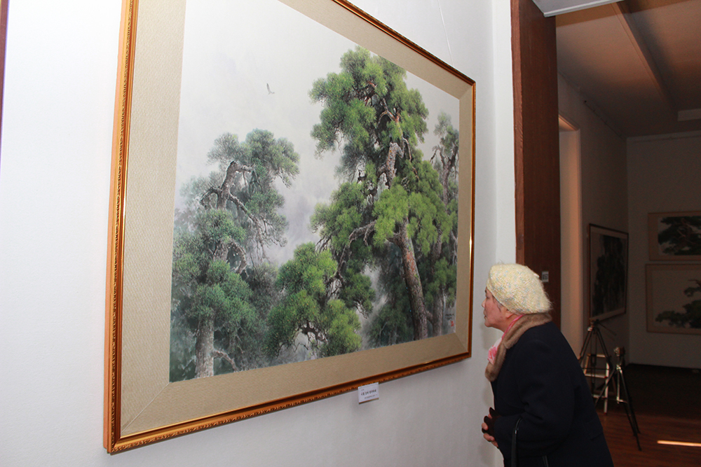 庆祝光明星节美术作品展览会“朝鲜的国树——松树”