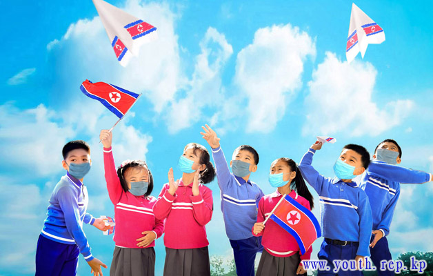 경애하는 아버지 김정은원수님 같으신 인민의 어버이는 이 세상에 없습니다
