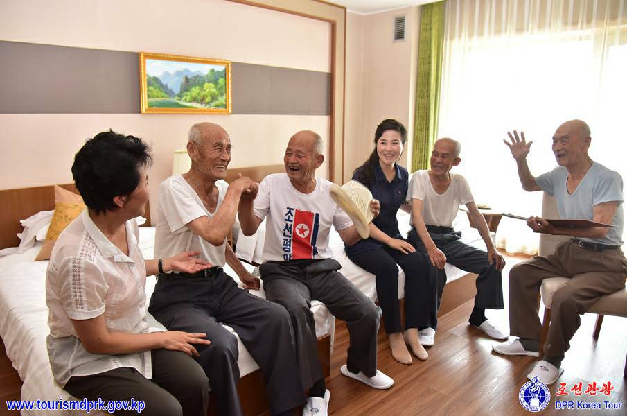 祖国解放戦争勝利70周年を意義深く慶祝