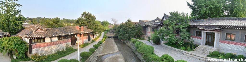 L’hôtel folklorique de Kaesong