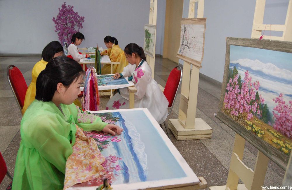 Centre de broderie de Pyongyang