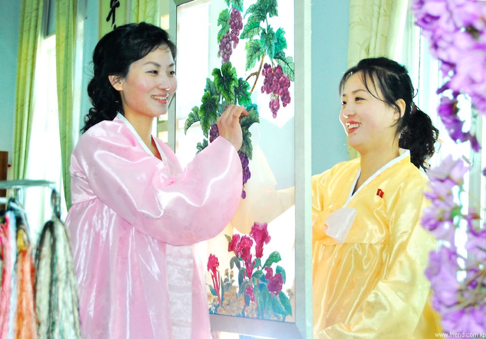 Centre de broderie de Pyongyang