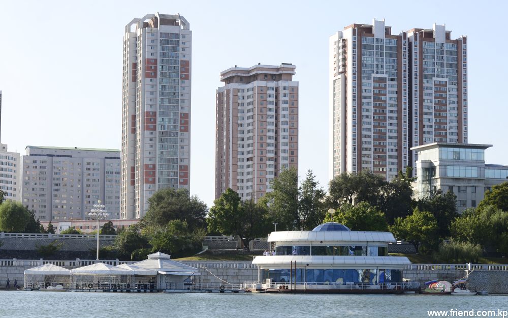 Пристань экскурсионного судна