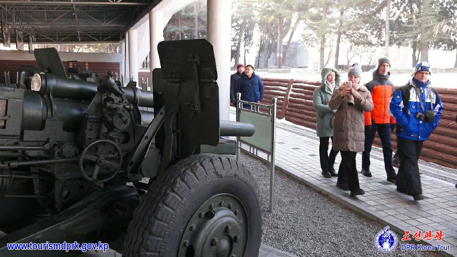 Russian tourists visit various places in Pyongyang