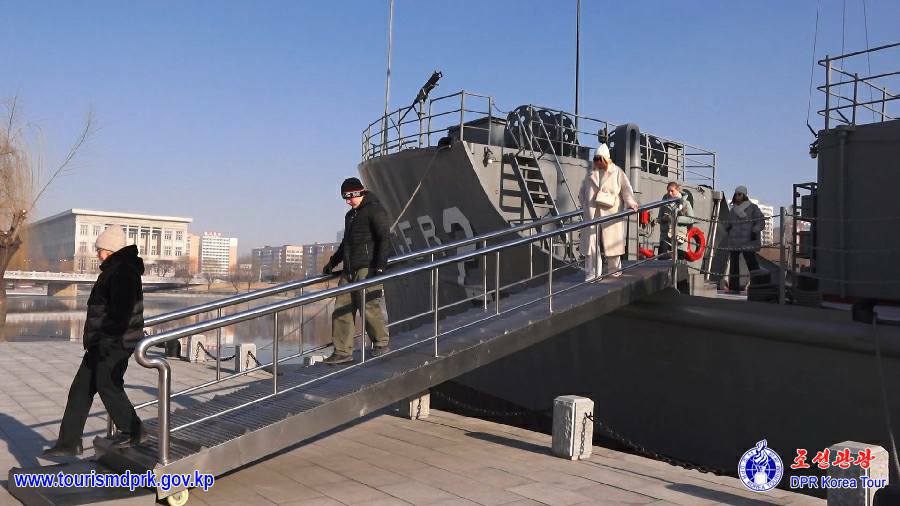 Russian tourists visit various places in Pyongyang