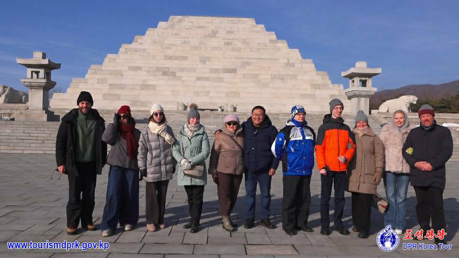 Russian tourists visit various places in Pyongyang