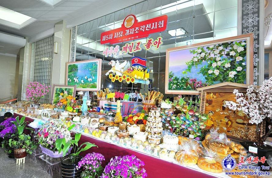 5th Sweets and Biscuit Sculpture Show