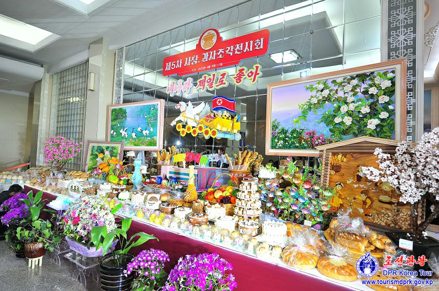5th Sweets and Biscuit Sculpture Show