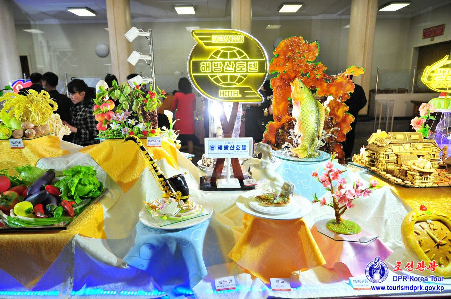 5th Sweets and Biscuit Sculpture Show