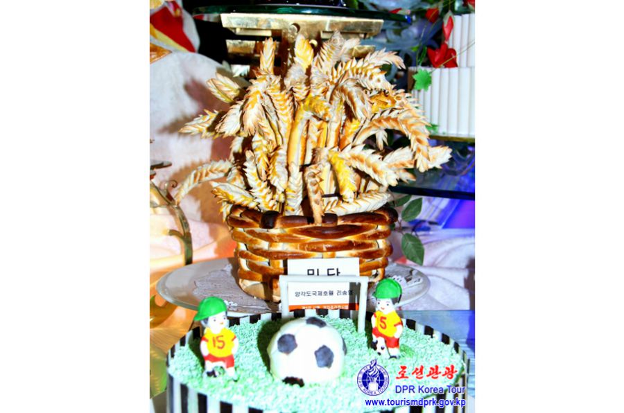 5th Sweets and Biscuit Sculpture Show