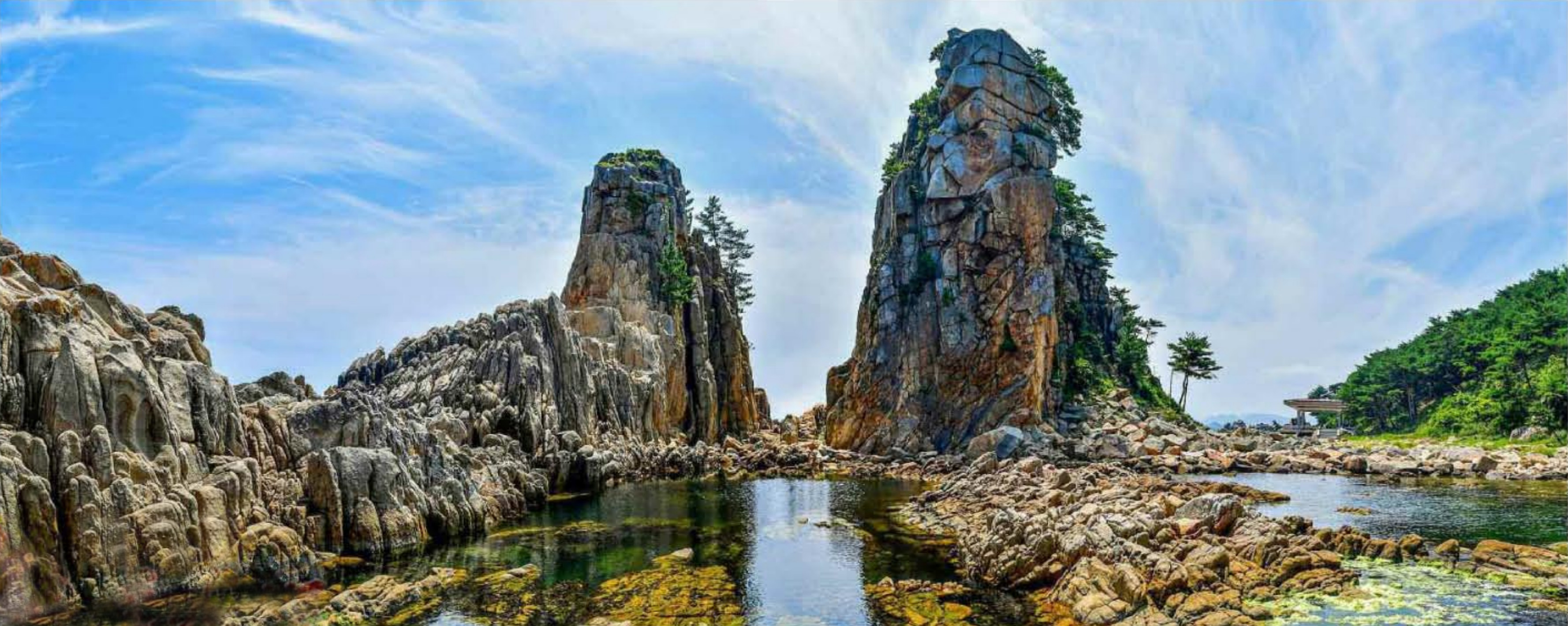 Natural Monument: Sea Kumgang Gate