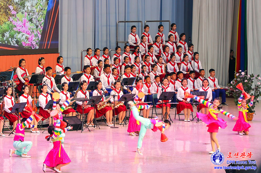 朝鮮少年団創立節を迎えて