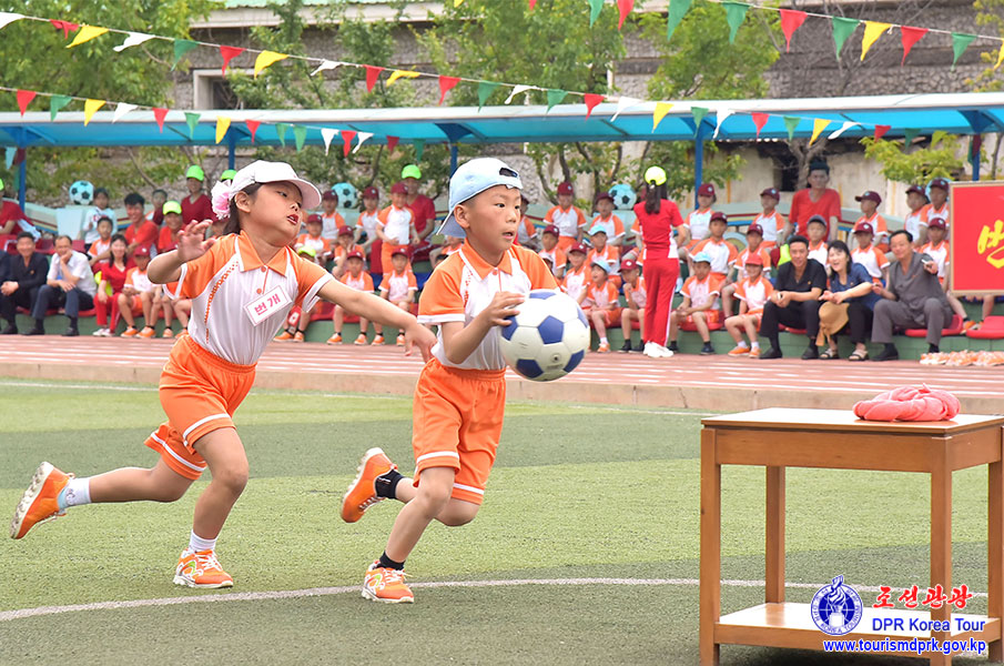 朝鮮少年団創立節を迎えて