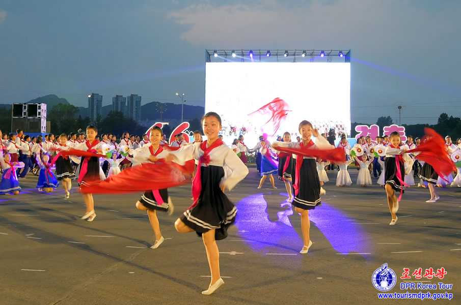 朝鮮少年団創立節を迎えて