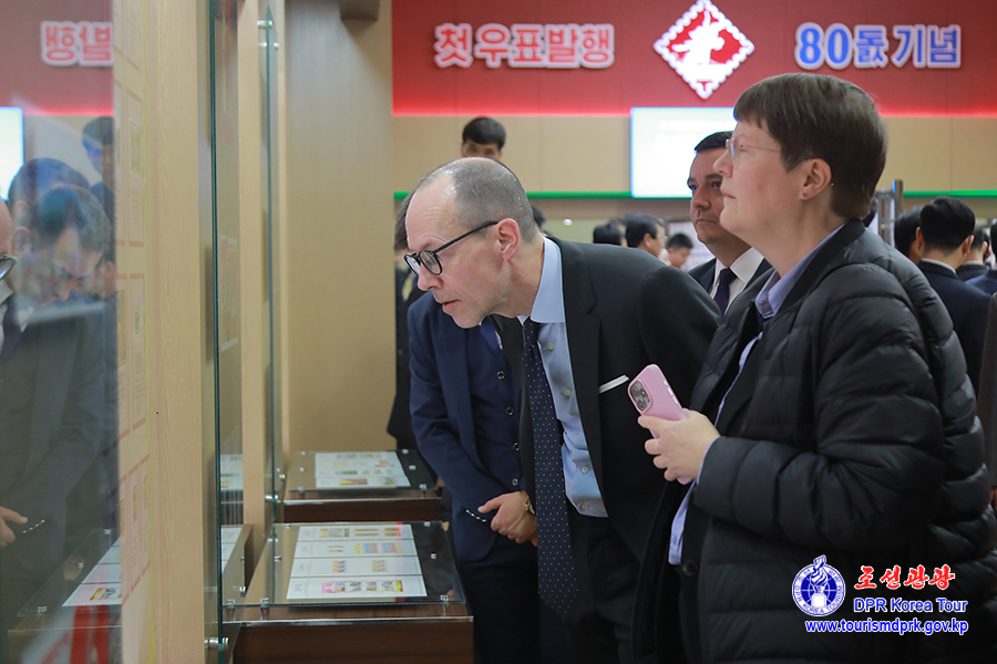 Stamp exhibition “Looking Back on the 80-Year History of Korean Stamps”