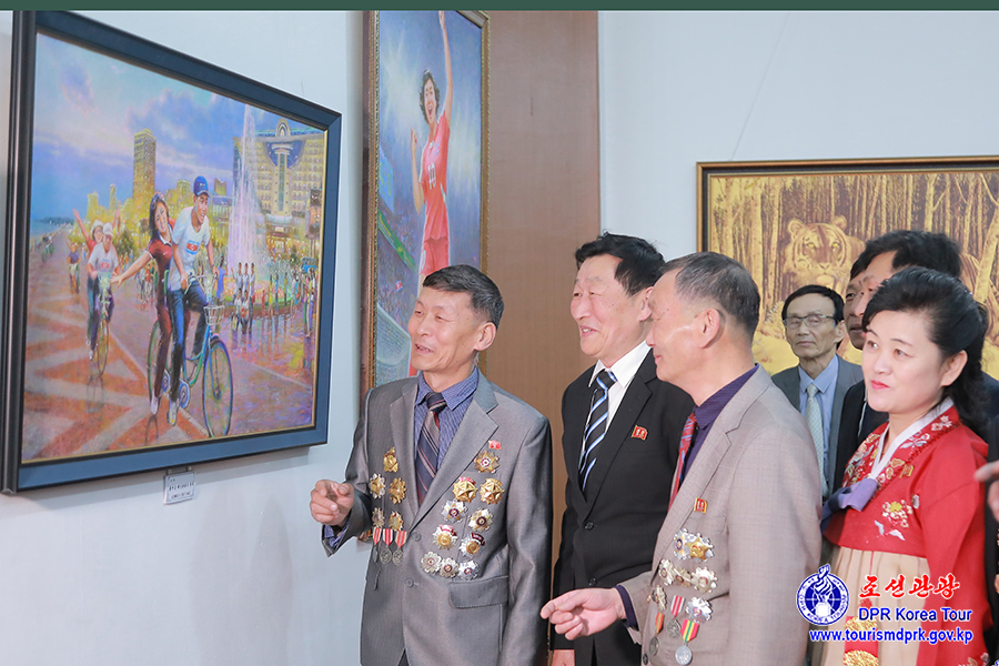 Art exhibition by aged artists