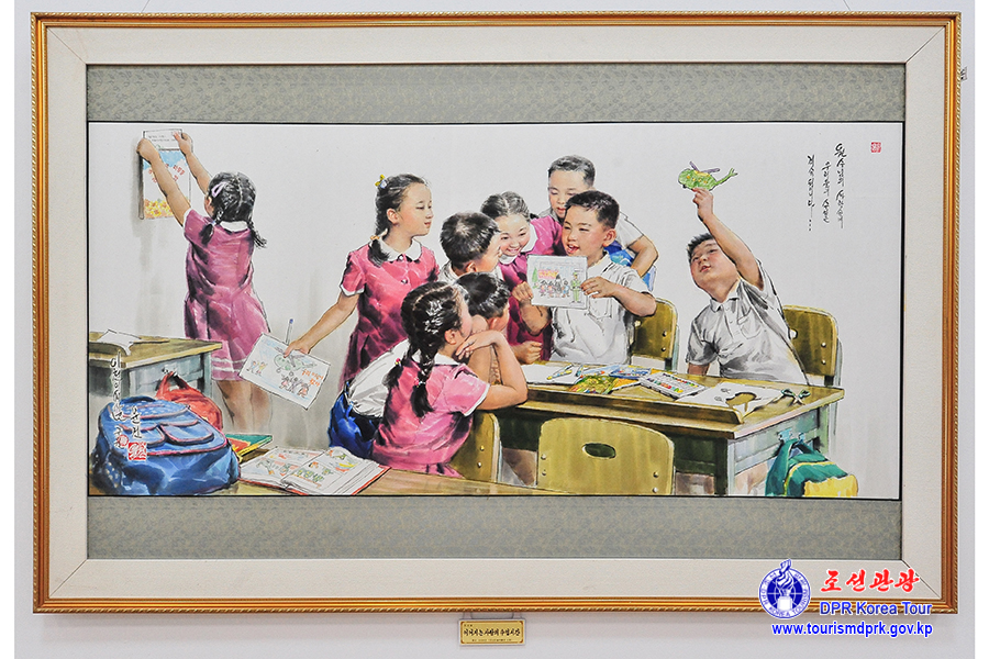 庆祝伟大领袖金日成同志华诞114周年中央美术展