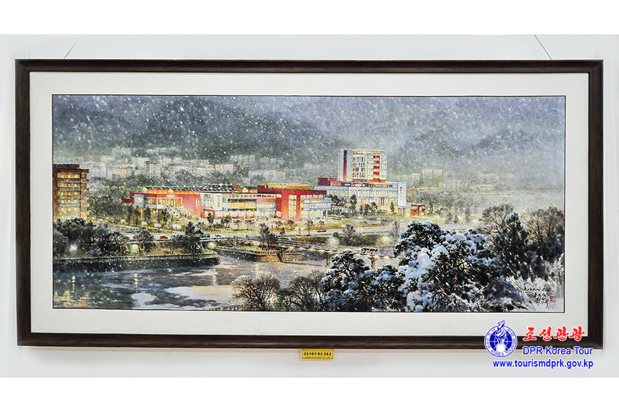 庆祝伟大领袖金日成同志华诞114周年中央美术展