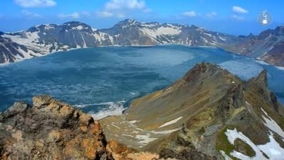 Весенняя оттепель на горе Пэкту.